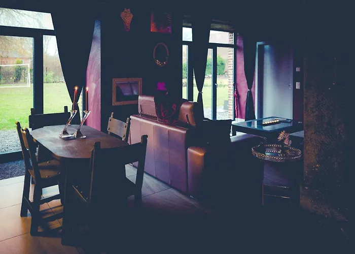 Le Temple D'opaline Love hôtel *