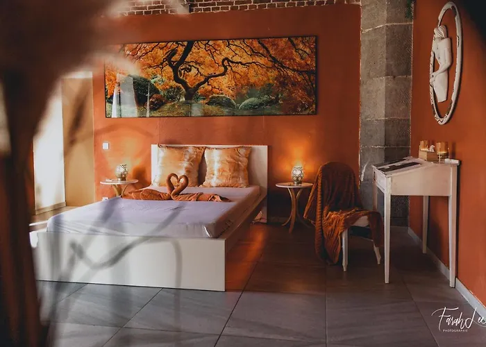 Love hôtel Le Temple D'opaline *